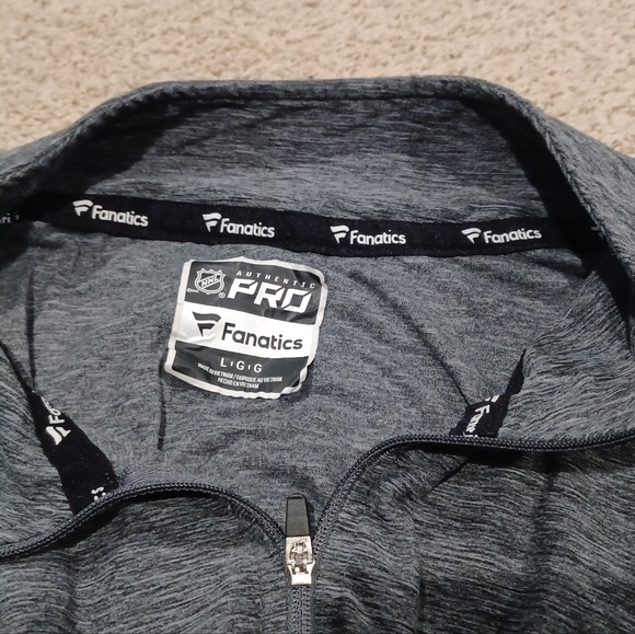 Men's Chicago Blackhawks 1/4 zip lightweight pullover Size L - Picture 9 of 9